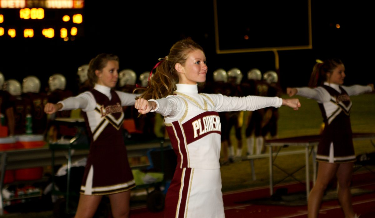 Laramie Wyoming High School Cheerleaders 09/25/2009