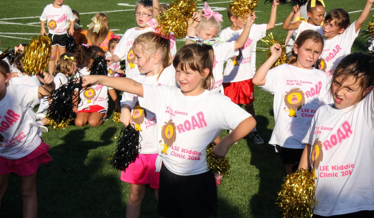 Lincoln Southeast Nebraska High School Cheerleaders 09/19/2014